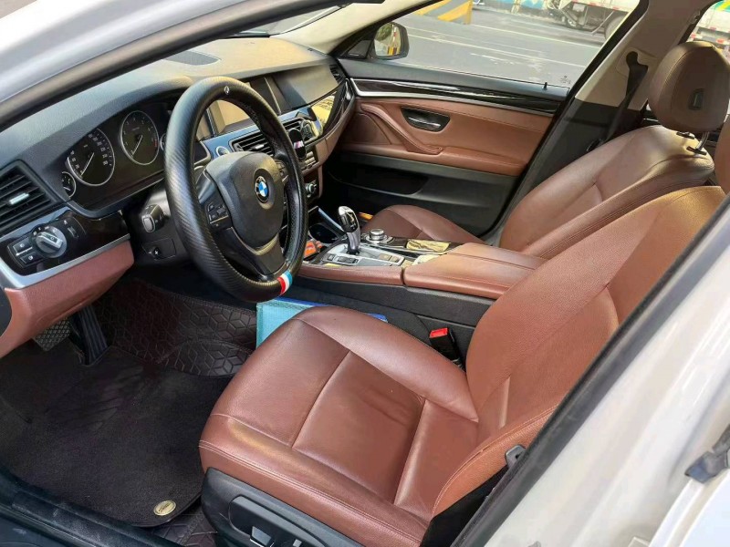 广州16年宝马5系5