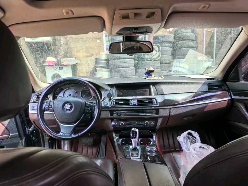 台州16年宝马5系9