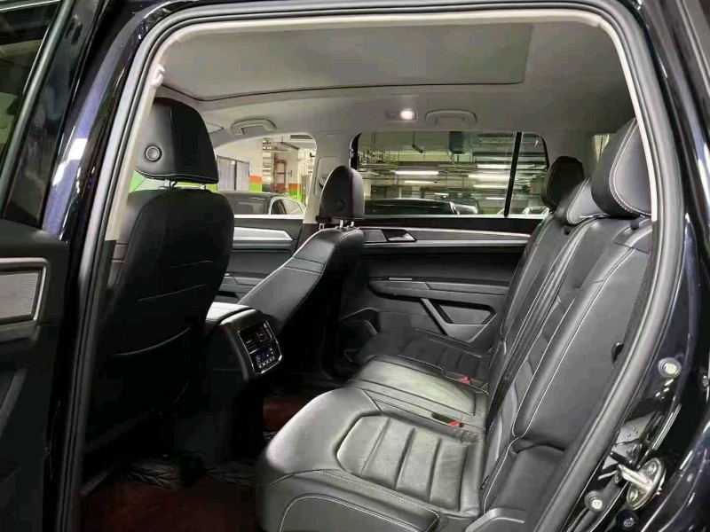 徐州20年大众途昂5