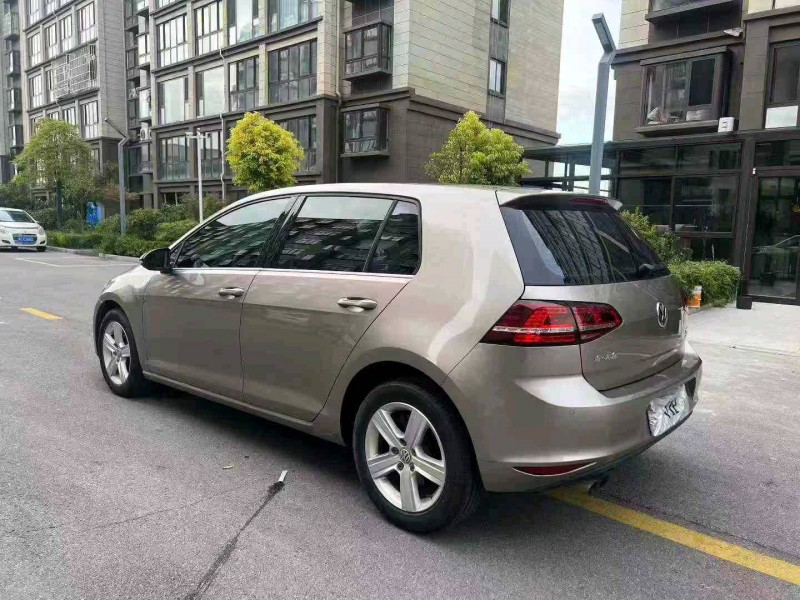 徐州17年大众高尔夫7