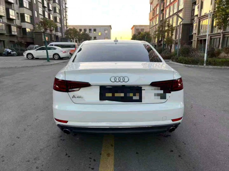 徐州18年奥迪A4L9