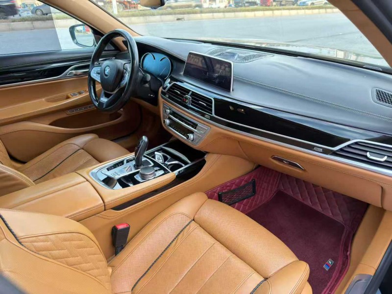 天津18年宝马7系6