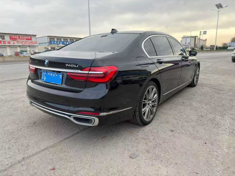 天津18年宝马7系8