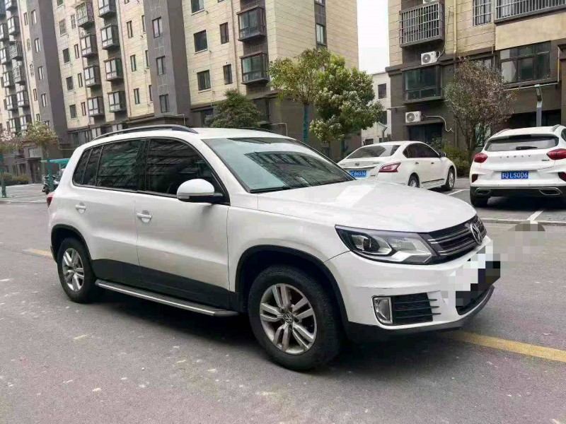 徐州16年大众途观2