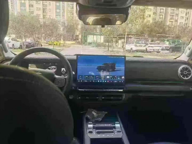 洛阳25年长城汽车坦克5