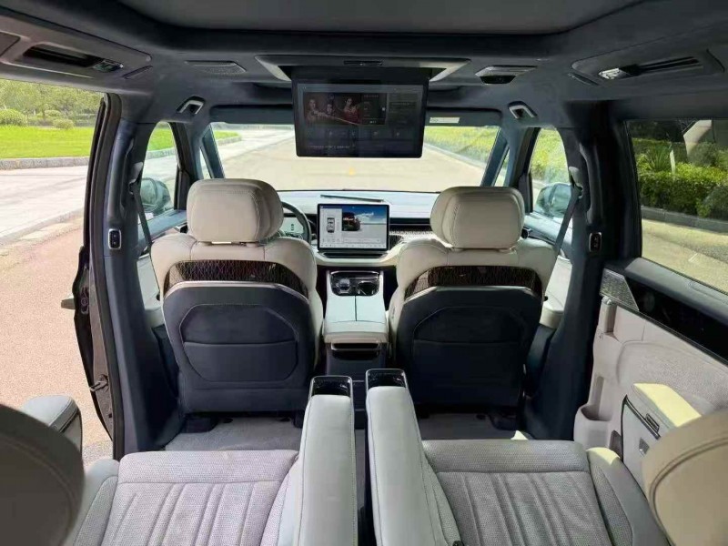 无锡23年极氪汽车0097