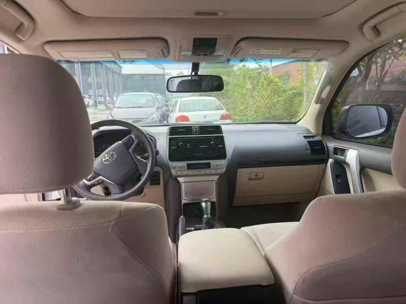安阳18年丰田普拉多6
