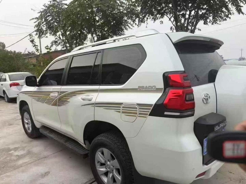 安阳18年丰田普拉多7