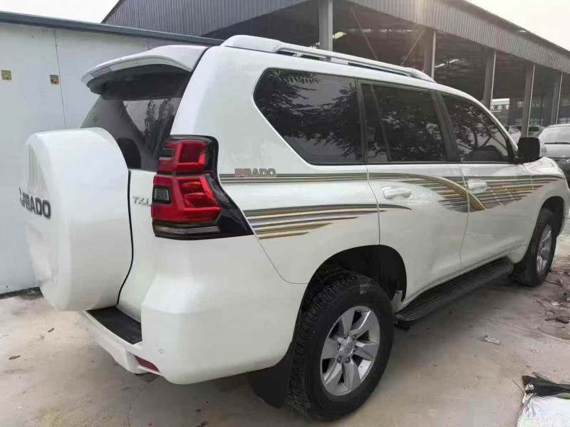 安阳18年丰田普拉多8