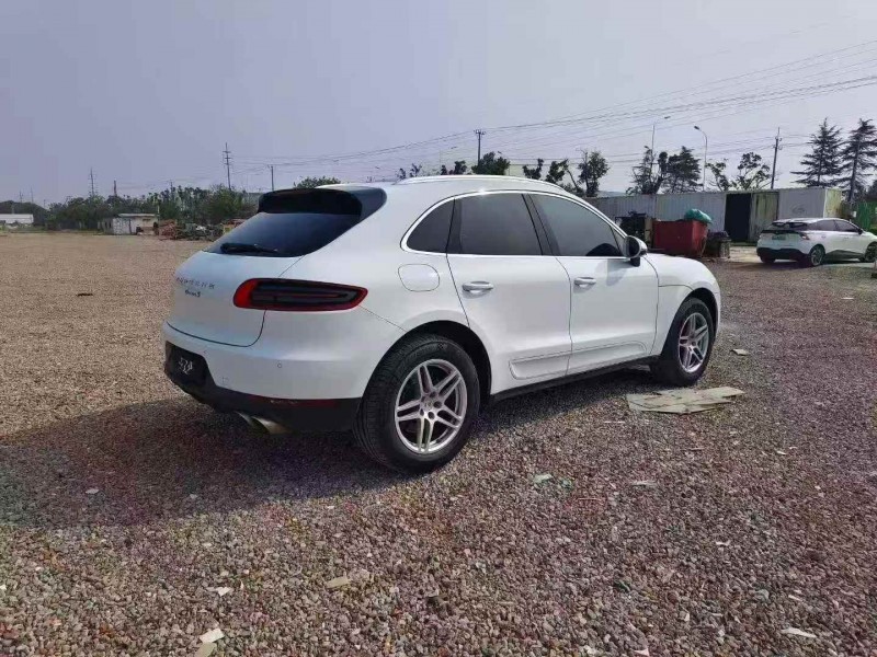 徐州17年保时捷Macan5