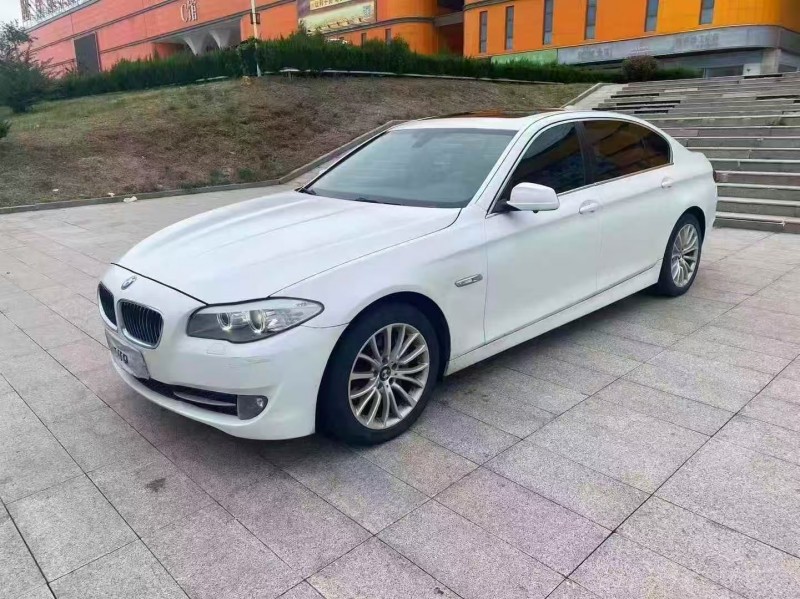 泰安13年宝马5系2