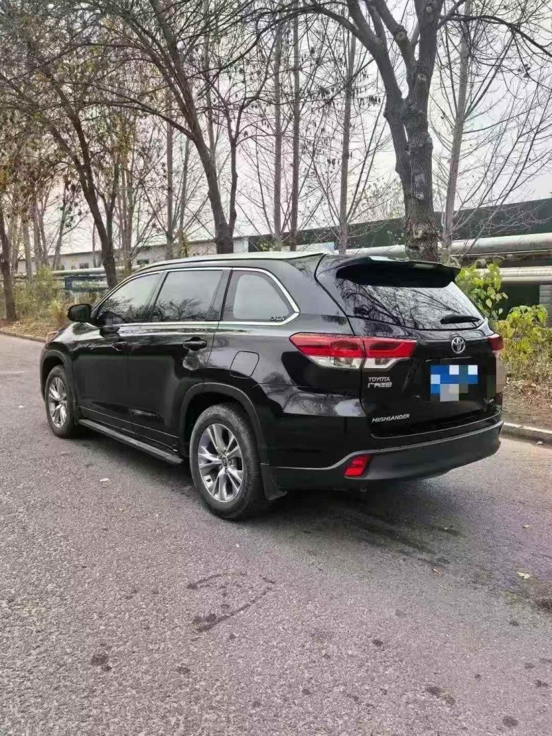 烟台19年丰田汉兰达7