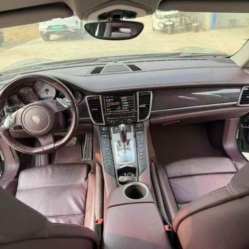 潍坊11年保时捷帕拉梅拉6