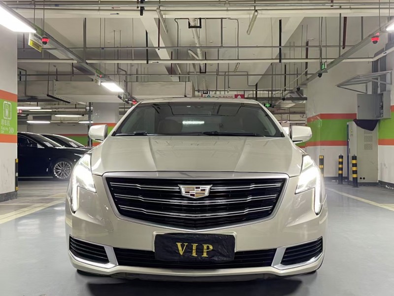成都18年凯迪拉克XTS1