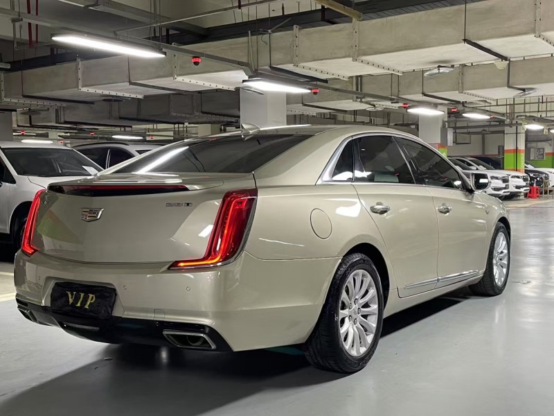 成都18年凯迪拉克XTS7