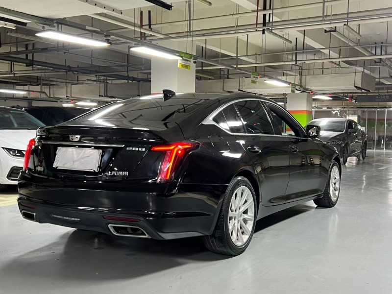 成都20年凯迪拉克CT56