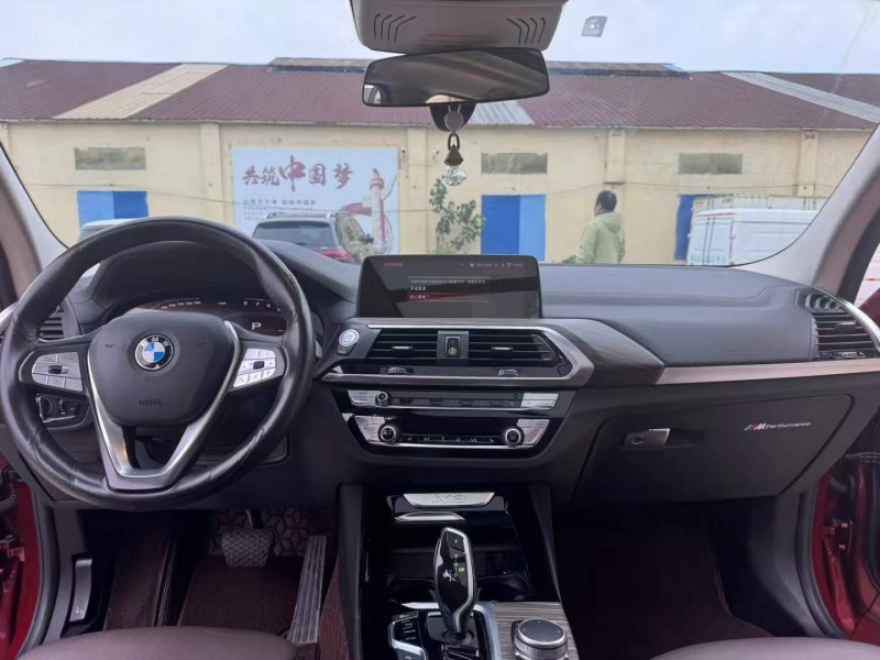 徐州19年宝马X36