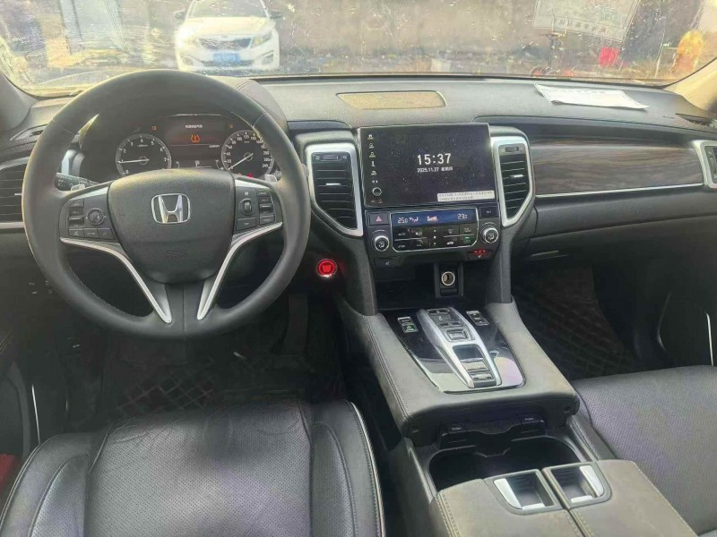 新乡18年本田URV5