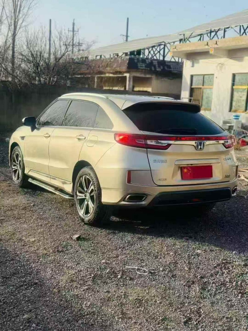 新乡18年本田URV8