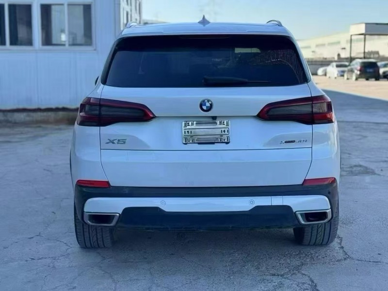 天津19年宝马X52