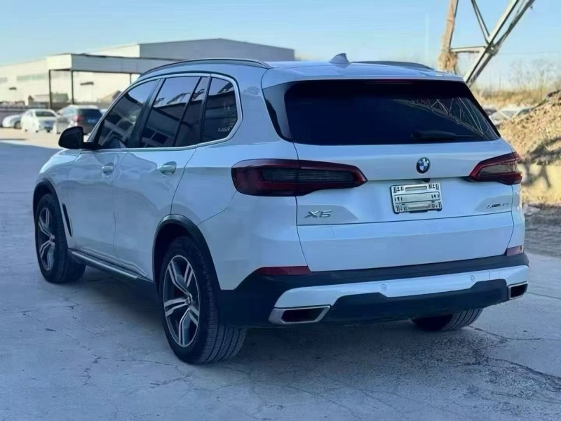 天津19年宝马X56