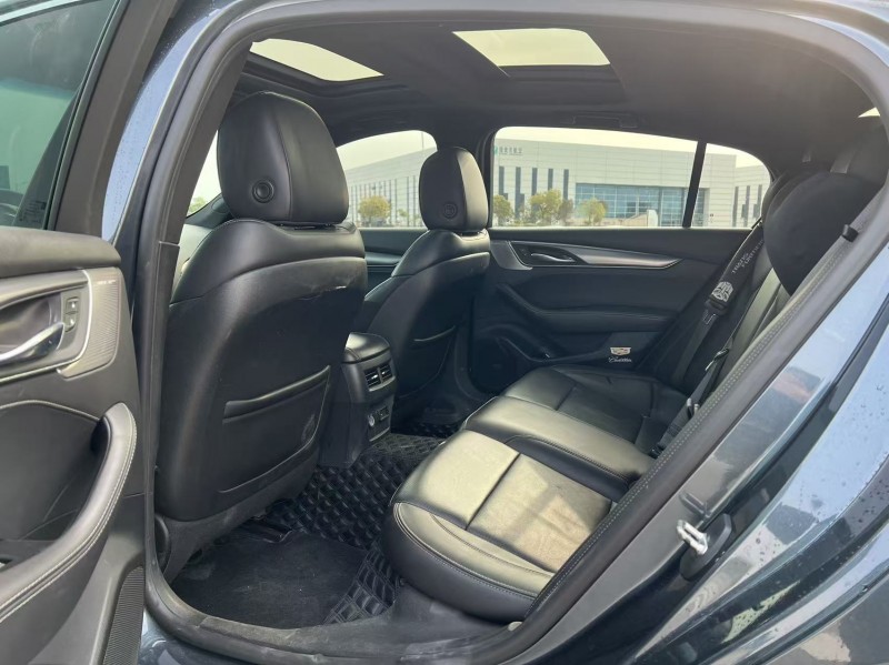 盐城20年凯迪拉克CT54