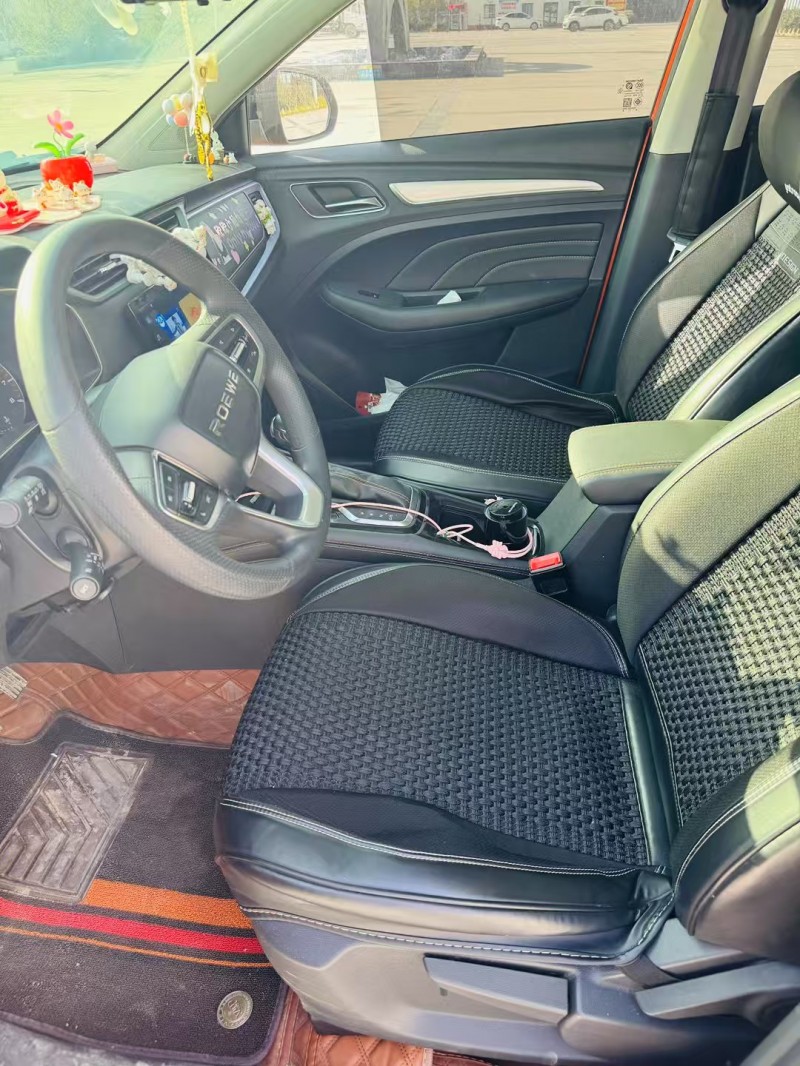 聊城21年荣威RX33