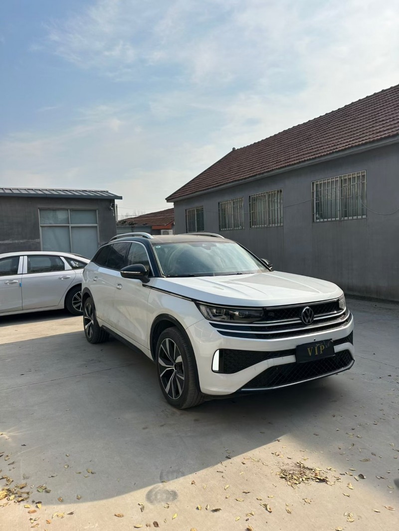 青岛22年大众揽巡2