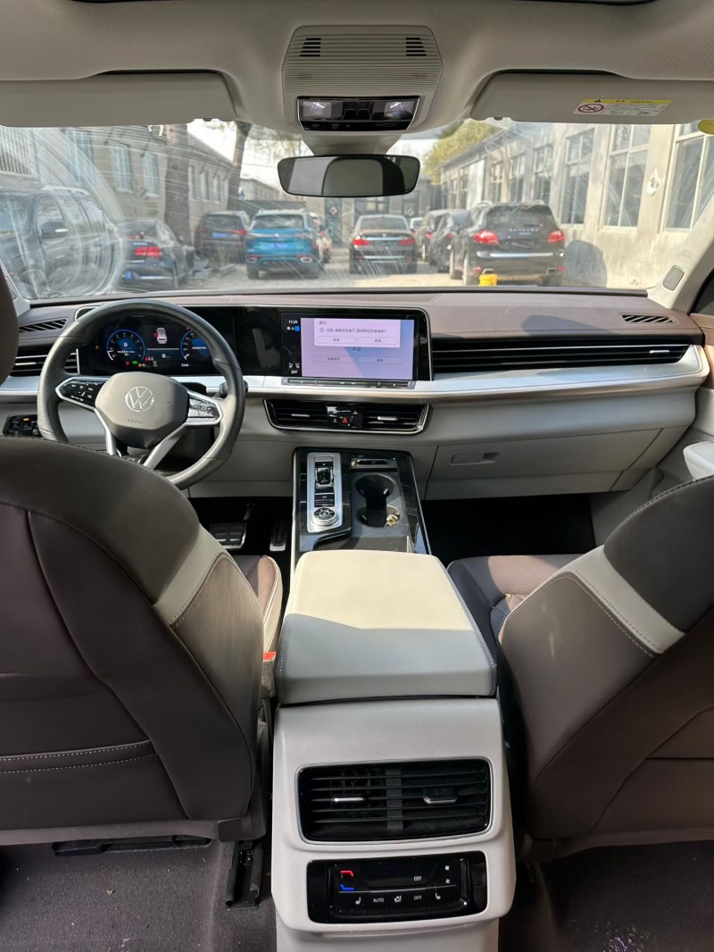 青岛22年大众揽巡5