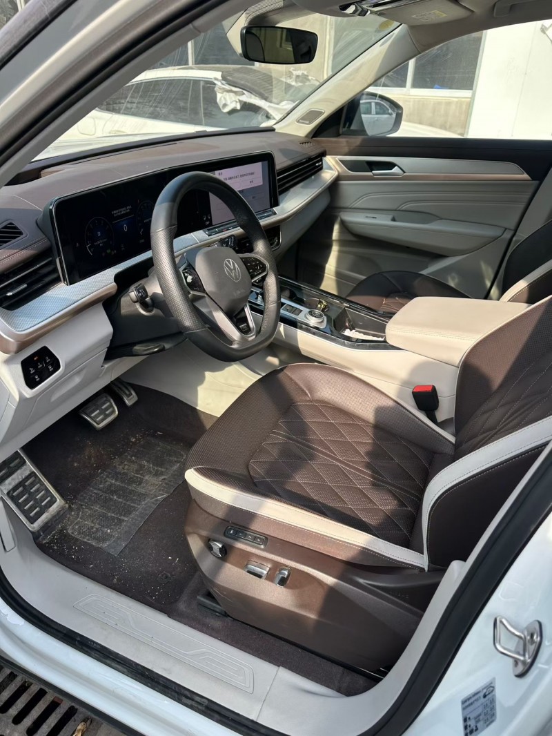 青岛22年大众揽巡6