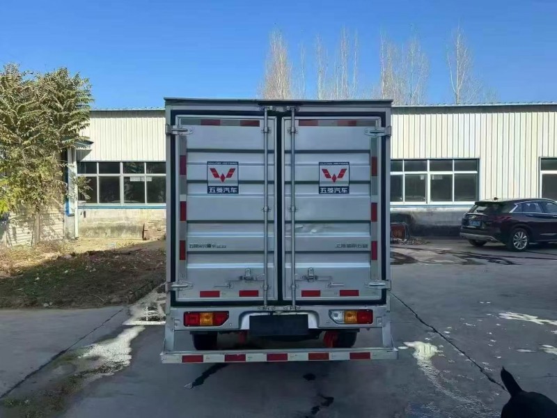 菏泽23年五菱汽车荣光8