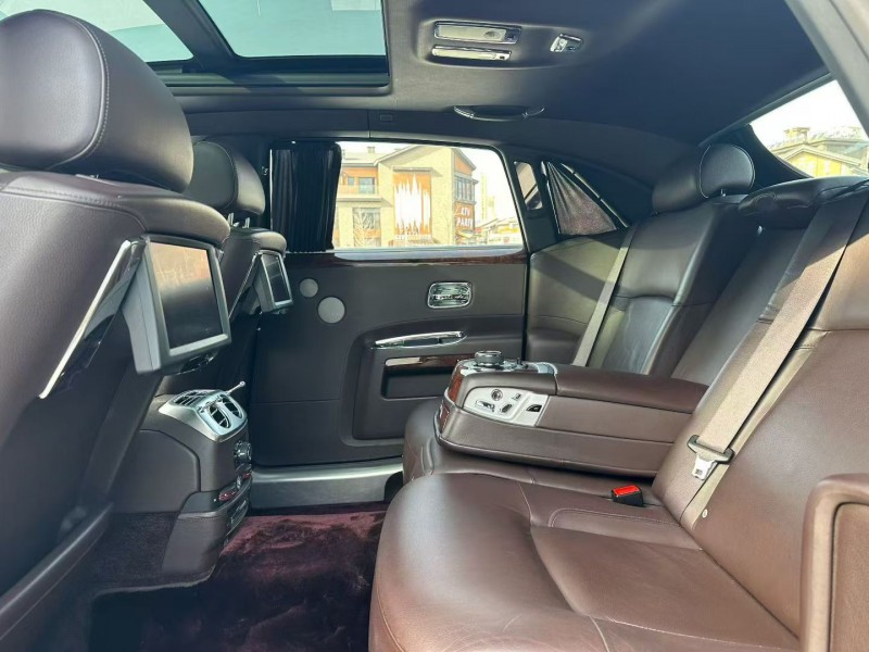 唐山14年劳斯莱斯古斯特9