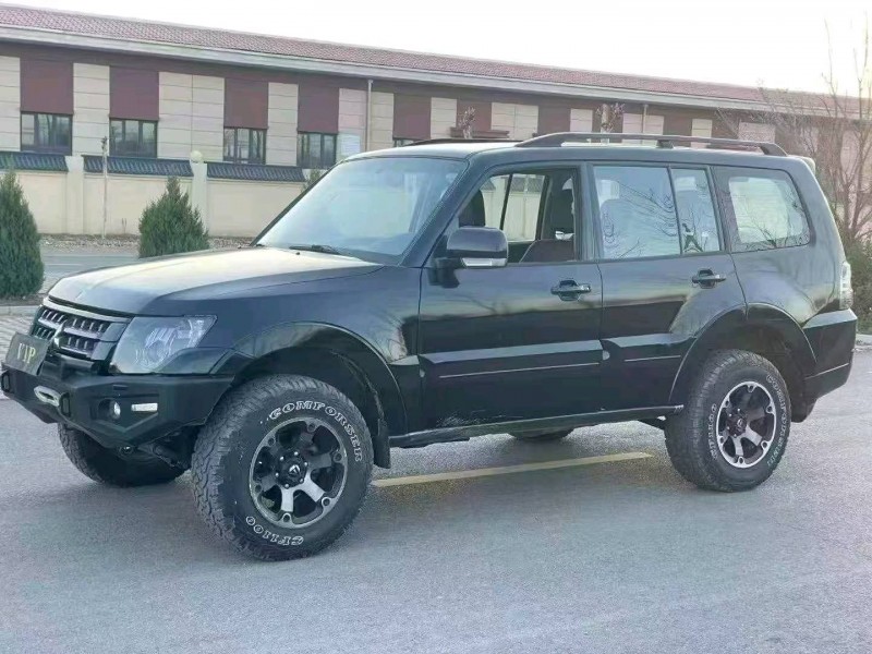 徐州19年三菱帕杰罗3