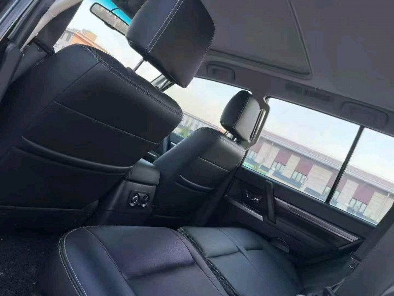 徐州19年三菱帕杰罗4