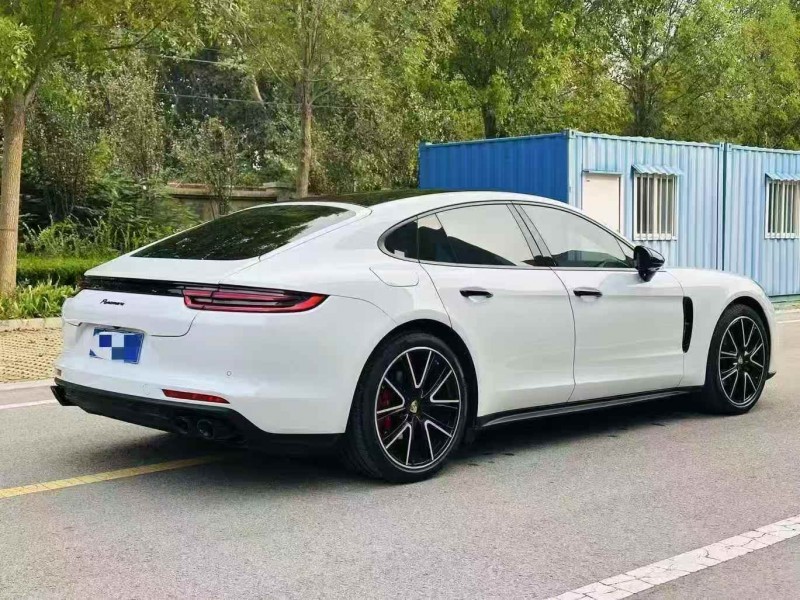 潍坊20年保时捷帕拉梅拉8