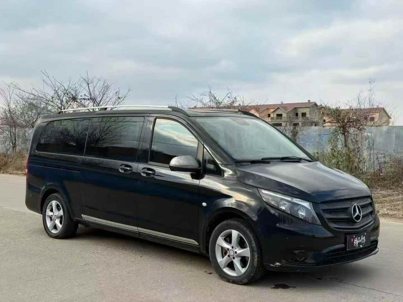 枣庄18年奔驰威霆2