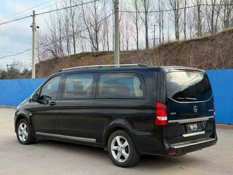 枣庄18年奔驰威霆7