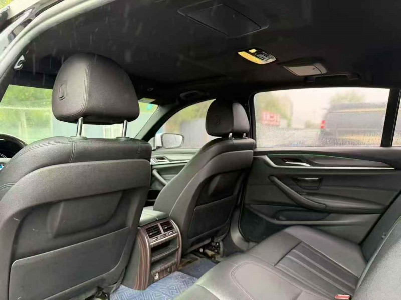 枣庄18年宝马5系4