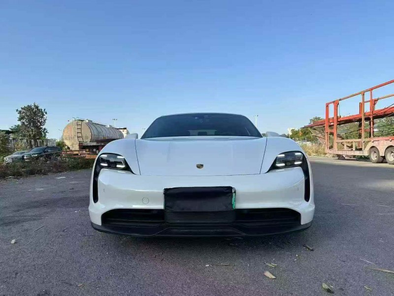 张家口21年保时捷Taycan1