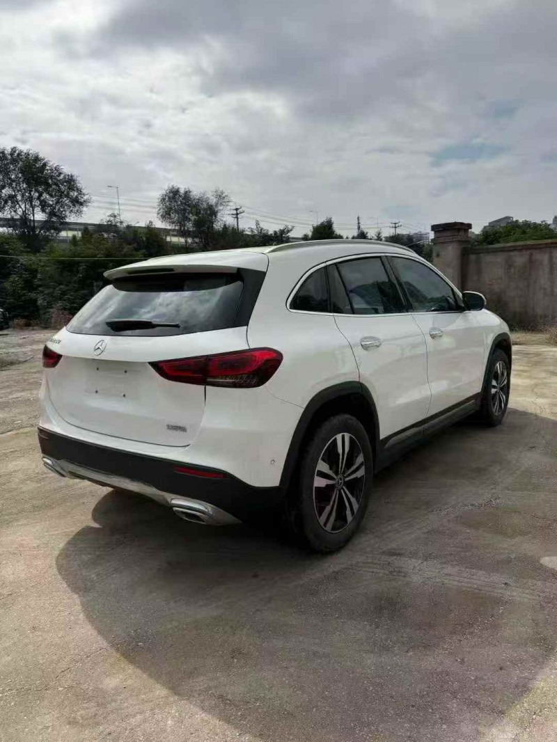 宜昌22年奔驰GLA8