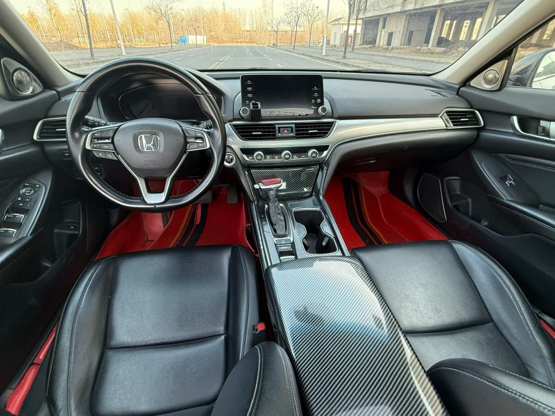 郑州20年本田雅阁4