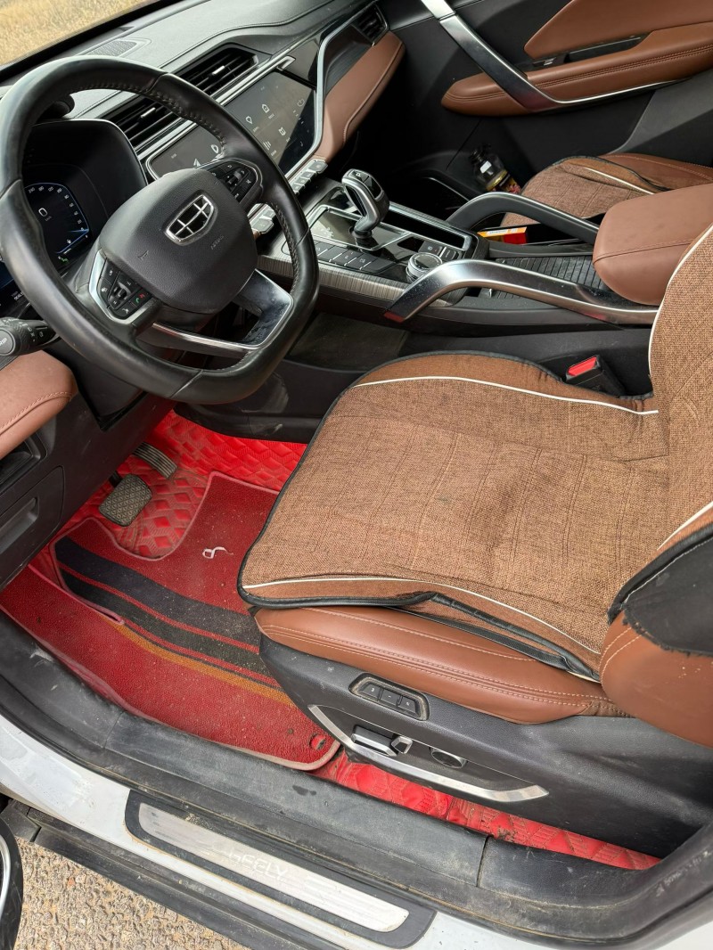 郑州20年吉利博越4