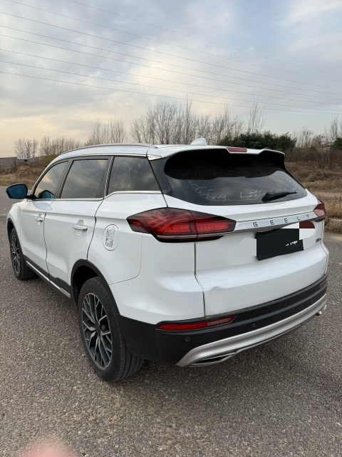 郑州20年吉利博越5