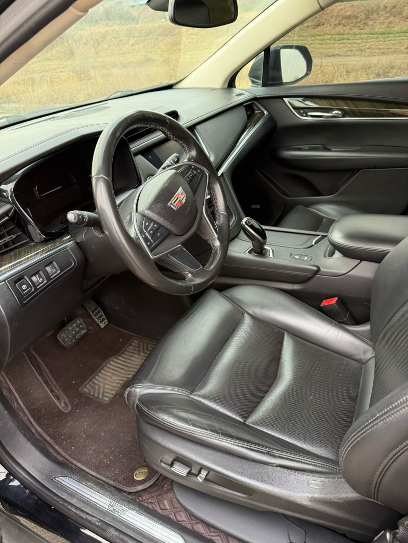 郑州16年凯迪拉克XT53