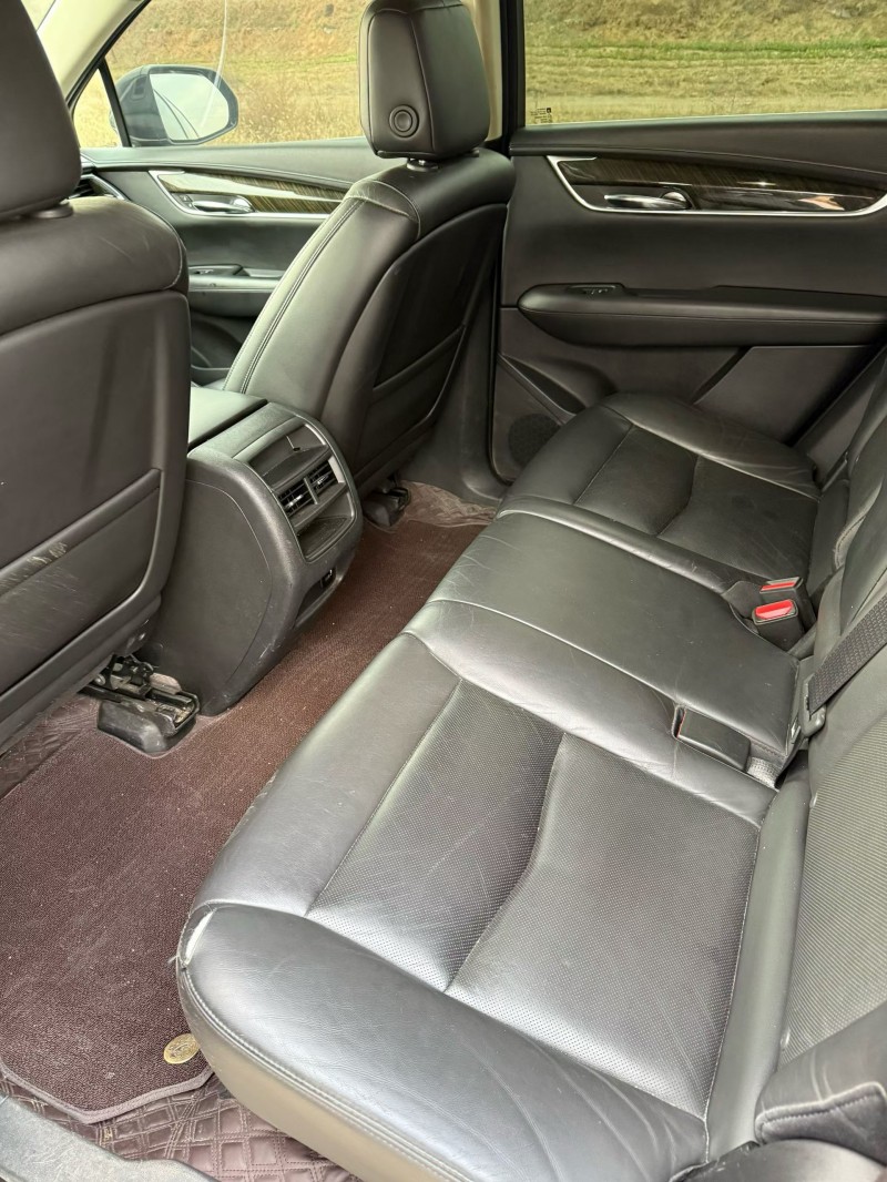 郑州16年凯迪拉克XT54