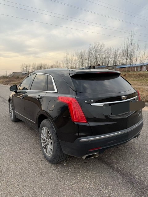 郑州16年凯迪拉克XT57