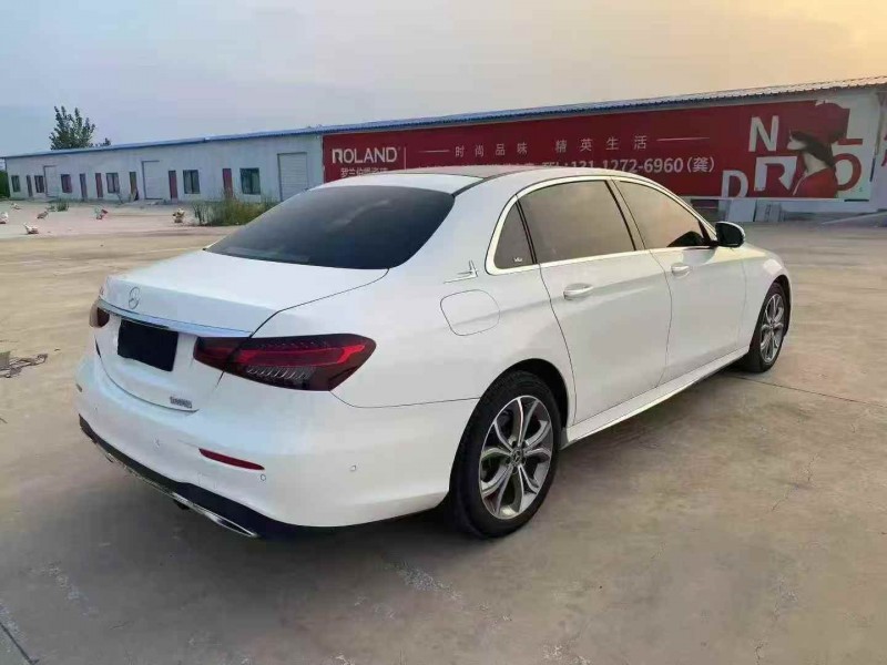 烟台21年奔驰E8