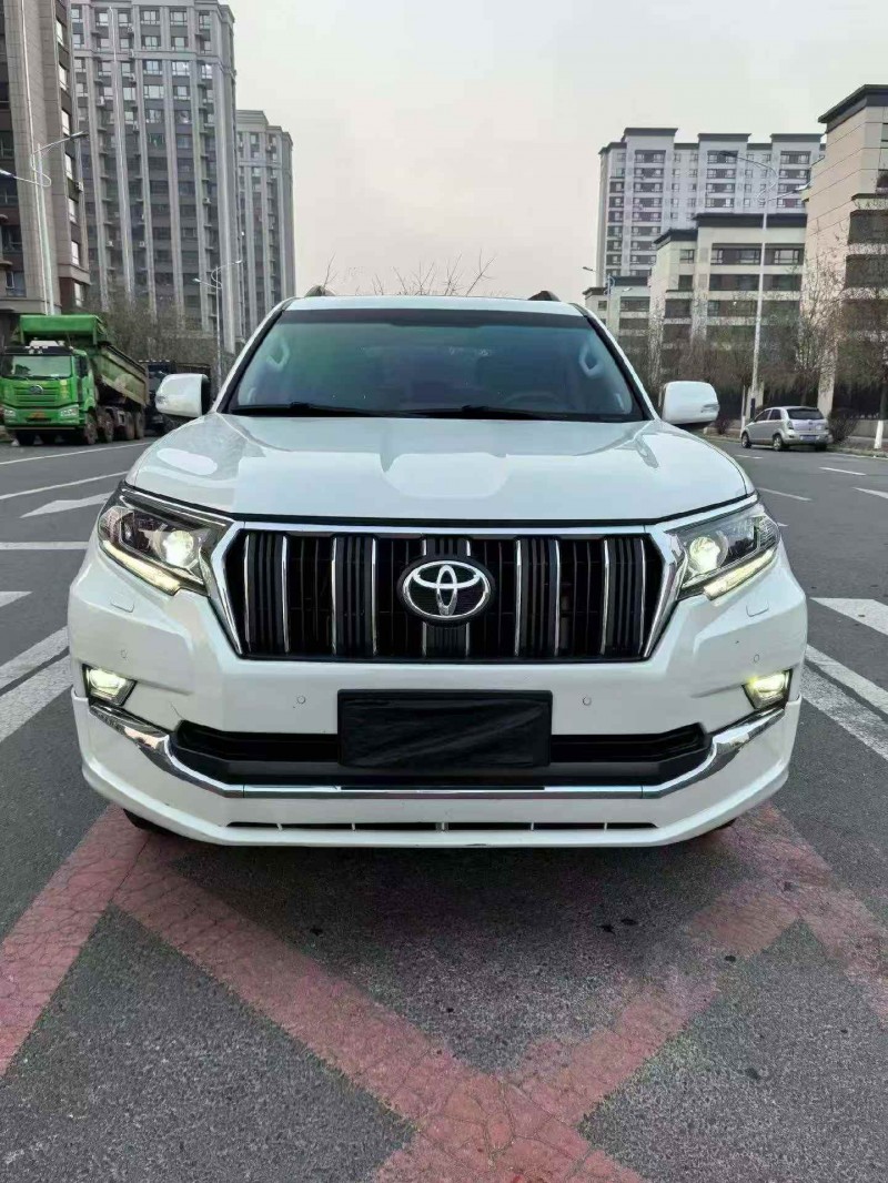 唐山19年丰田普拉多1