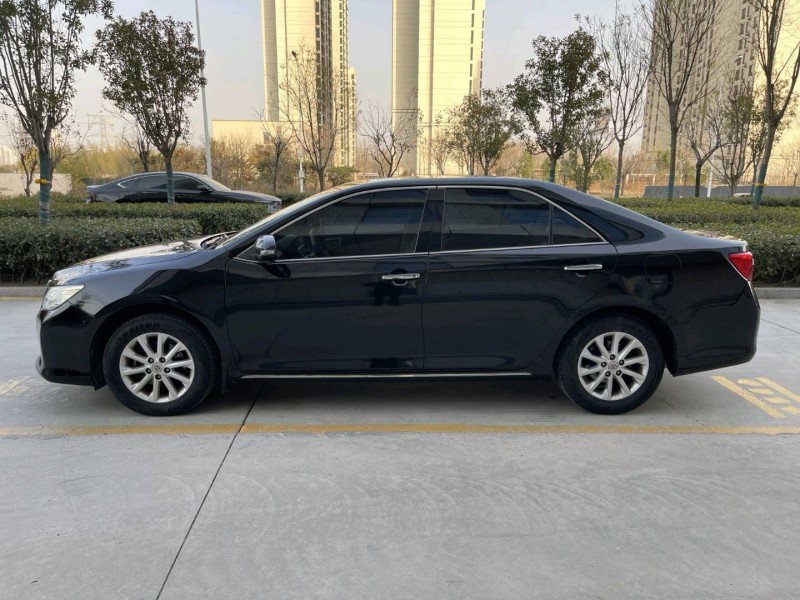 济宁15年丰田凯美瑞7