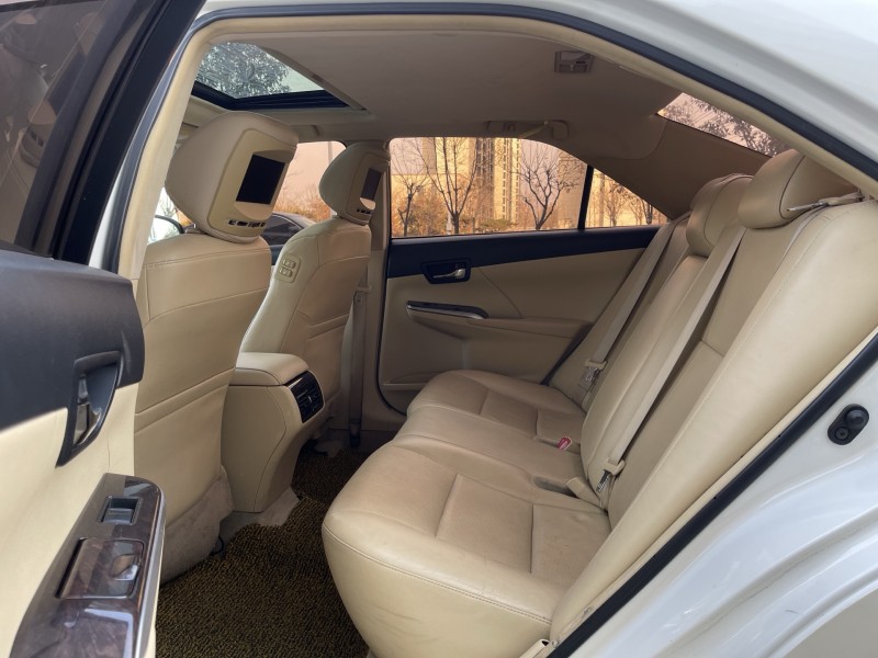 济宁15年丰田凯美瑞7